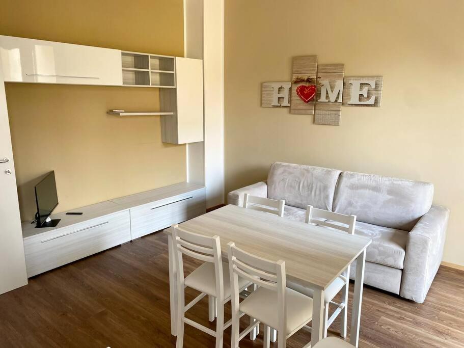 Casa Eugenia Apartment วาเรเซ ภายนอก รูปภาพ